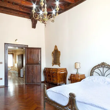 Apartment Exclusive Palazzo Schifanoia Ferrara