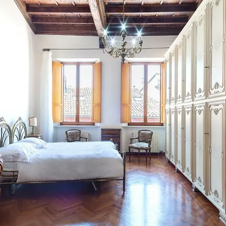 Exclusive Palazzo Schifanoia